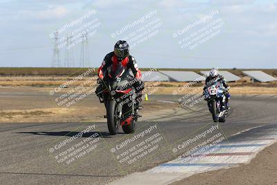 media/Nov-03-2024-TrackDaz (Sun) [[44580f4982]]/B Group/1220pm (Wheelie Bump)/